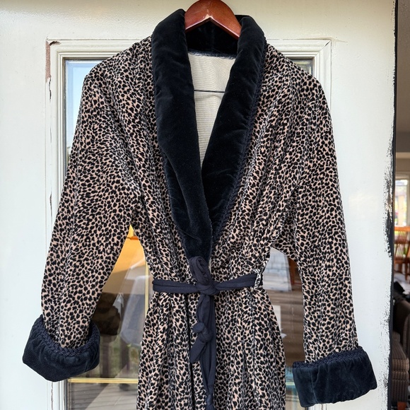 🐆 Vintage Leopard Print Velour Robe / Dressing Gown 🐆 - Picture 3 of 12